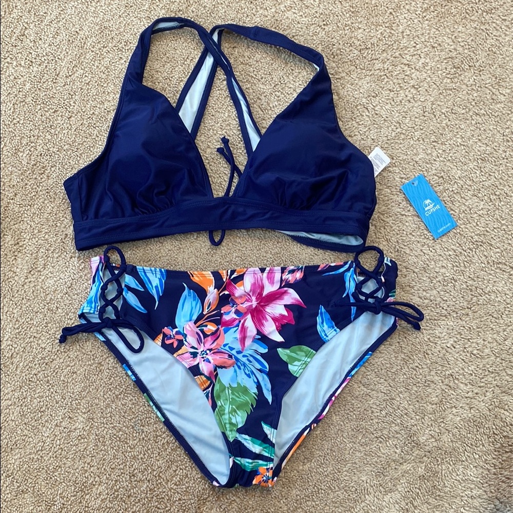 Cupshe Navy Floral Bikini Set